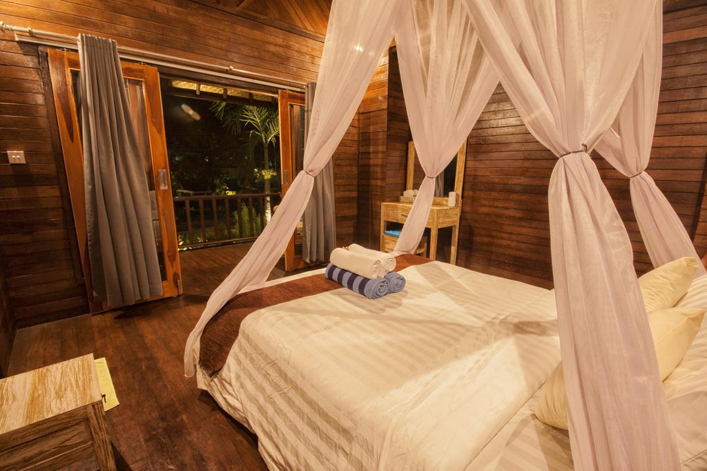 Amora Hut'S Lembongan Rom bilde